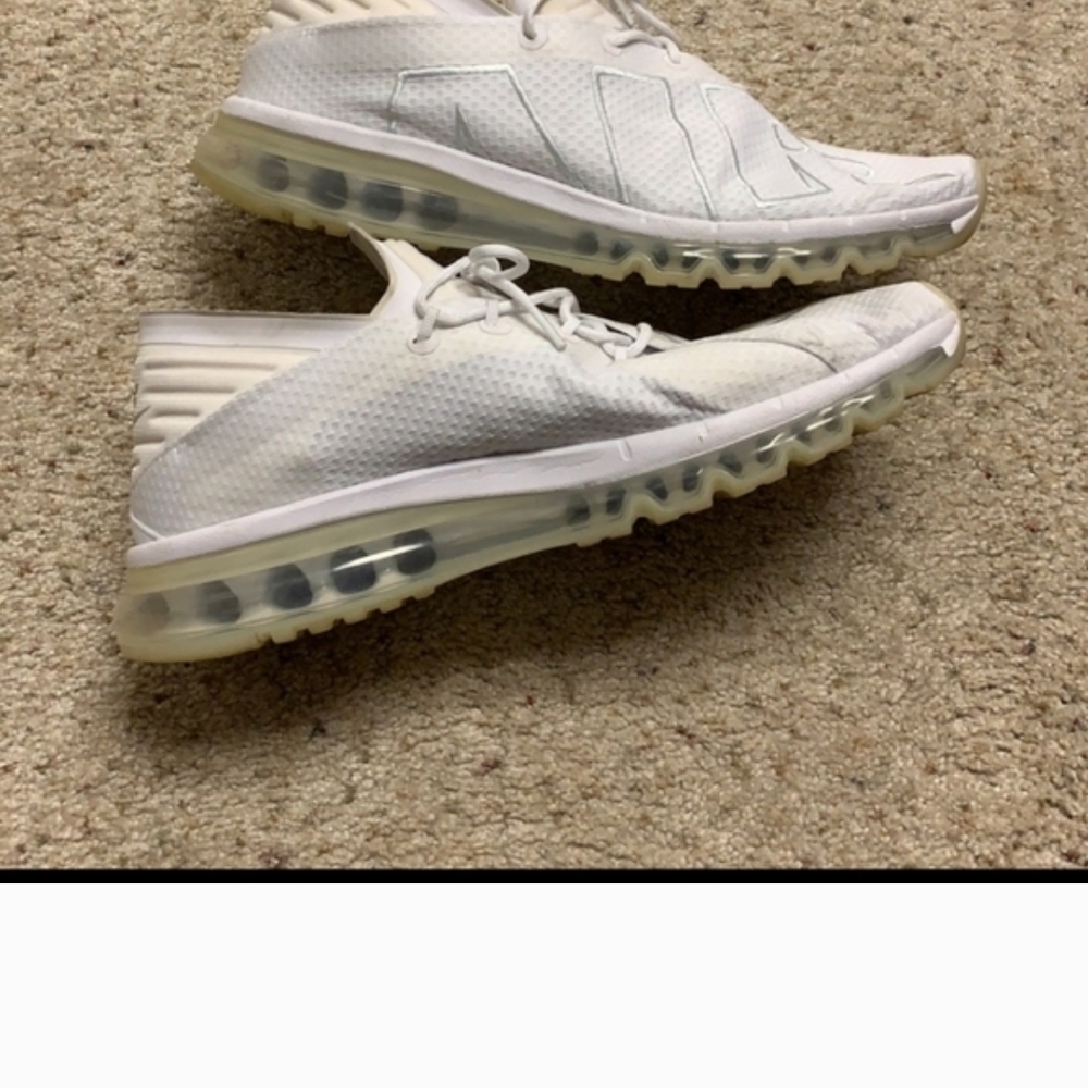 Nike White Men's Athletic Shoes
